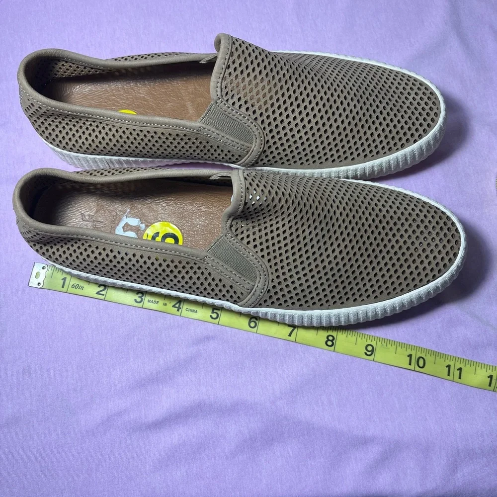Frye men’s slip
